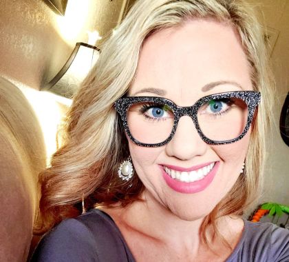 hilary duff clara glasses