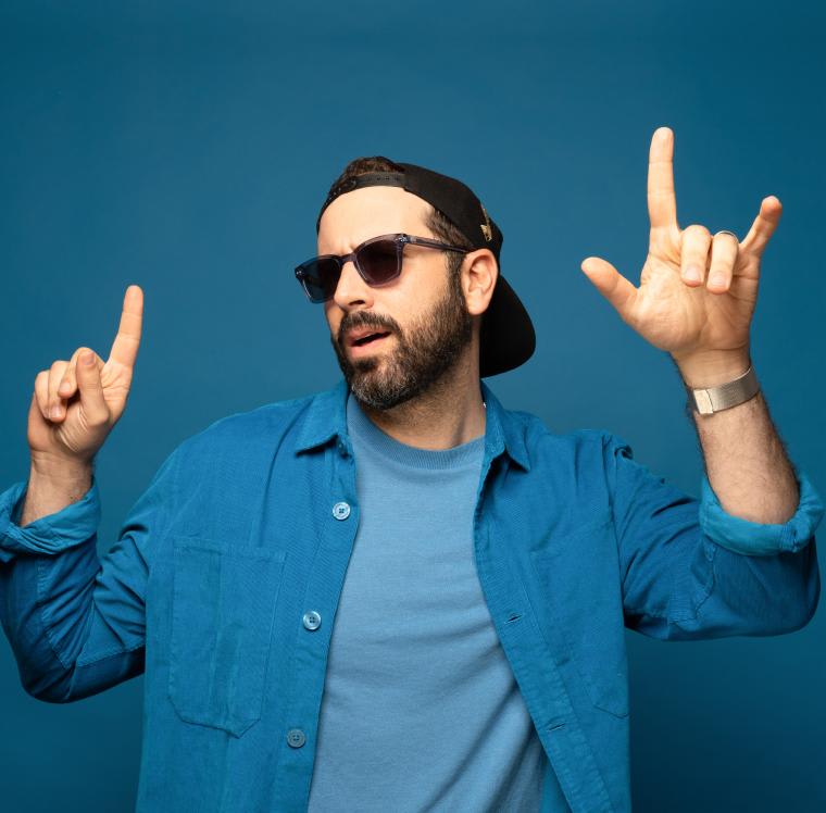 blue sunglasses for men