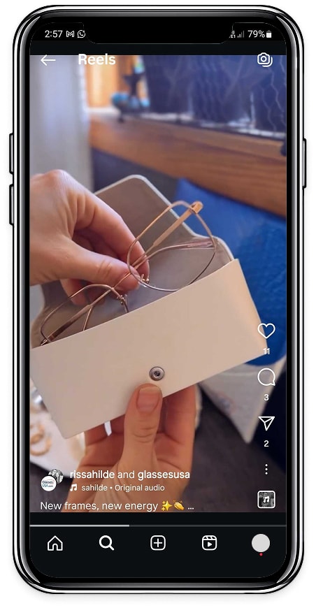 GlassesUSA Instagram Reels creator unboxing new eyeglasses case