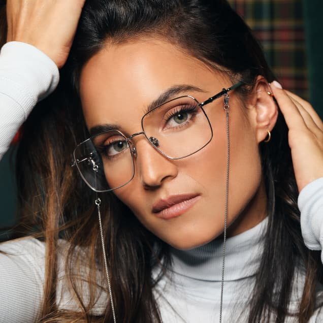 Explore 2023's Women's and Men's Glasses Trends - GlassesUSA.com