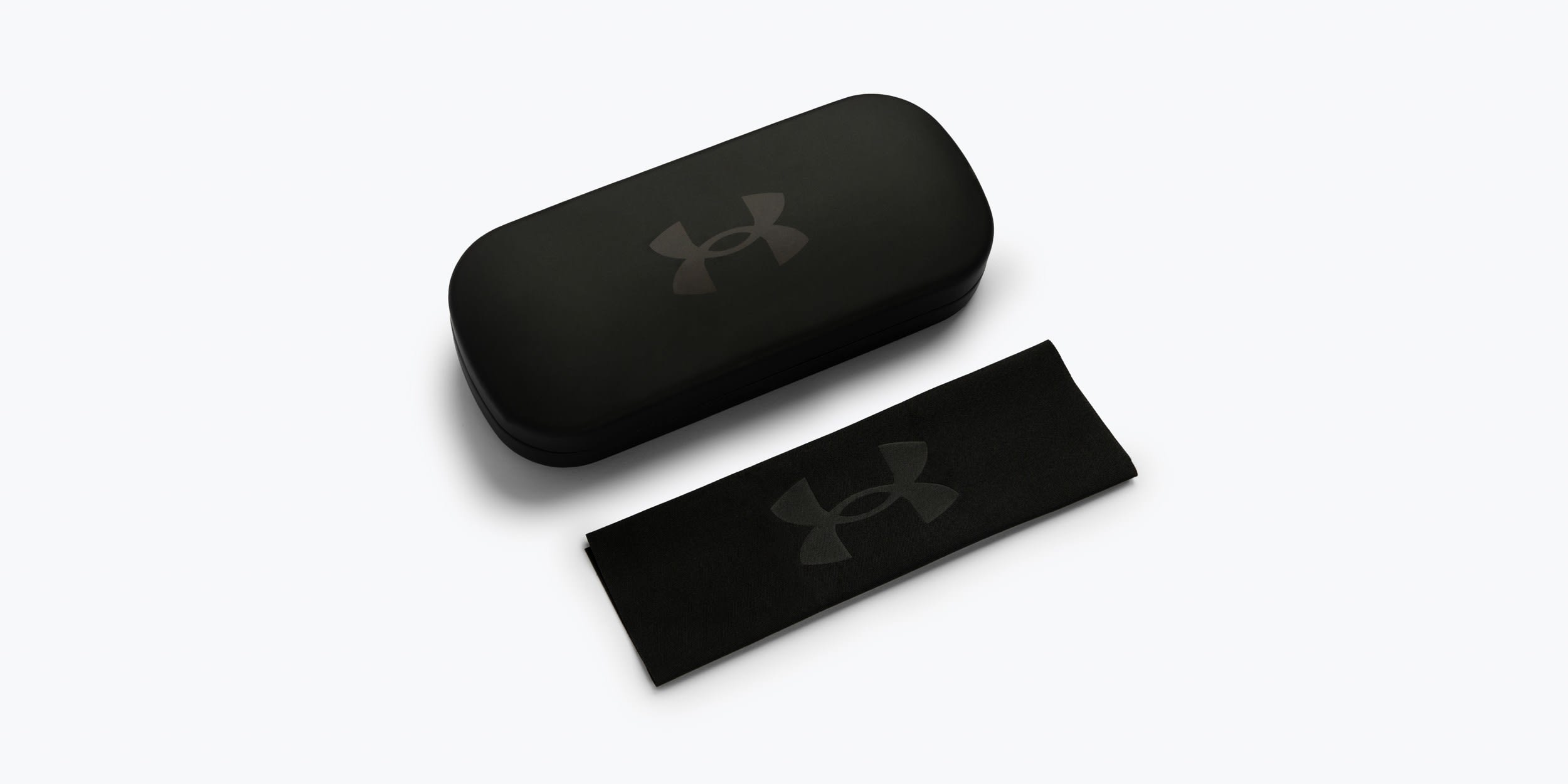 Under armour sunglass case cheap