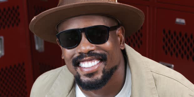 Von Miller x GlassesUSA.com Lone Star Shiny Black