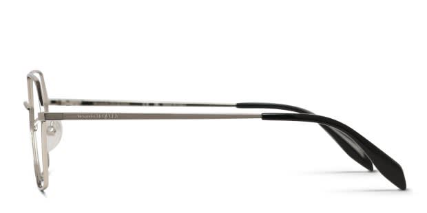 The Alexander McQueen AM0437O is a unique geometric frame with