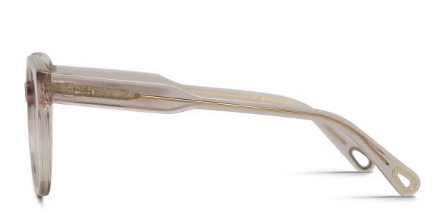 The Chloé CH0163O is a stylish cat-eye frame purring with