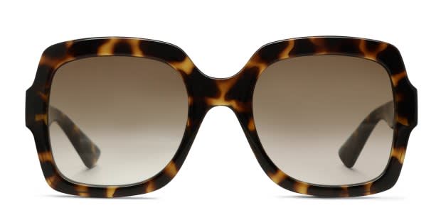 The Gucci GG1337S is a classically oversized sunglasses  display picture 3