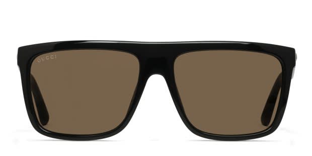 The Gucci GG0748S is a full-rim sunglasses frame with easy wear