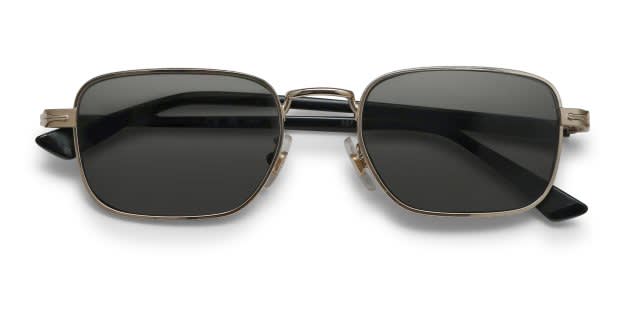 The Montblanc MB0339S is a seriously cool sunglasses frame, part