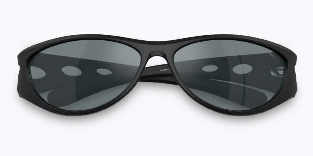 Diesel DL3004U black frame with black mirror lenses. Lenses