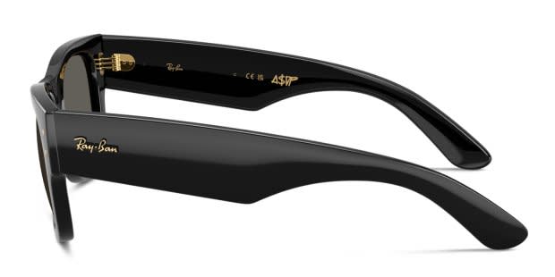 Ray-Ban asap rocky mega wayfarer サングラス A$AP Rocky has supersized Ray-Ban's most iconic shades | British GQ