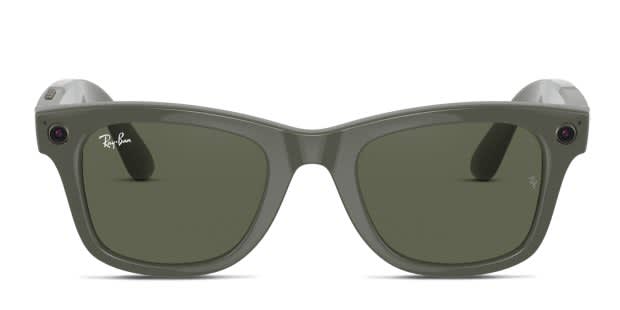 Ray-Ban  スマートサングラス Wayfarer RW4002 Ray-Ban Stories RW4002 Wayfarer Green frame with photochromic
