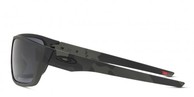 Oakley OO9367 Drop Point black frame with grey lenses