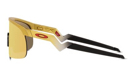 Oakley OJ9010 Resistor Patrick Mahomes II Collection Prizm Kids Gold glasses - Gold - Side View