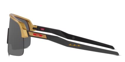 Oakley OO9463 Sutro Lite Patrick Mahomes II Collection Prizm Gold glasses - Gold - Side View