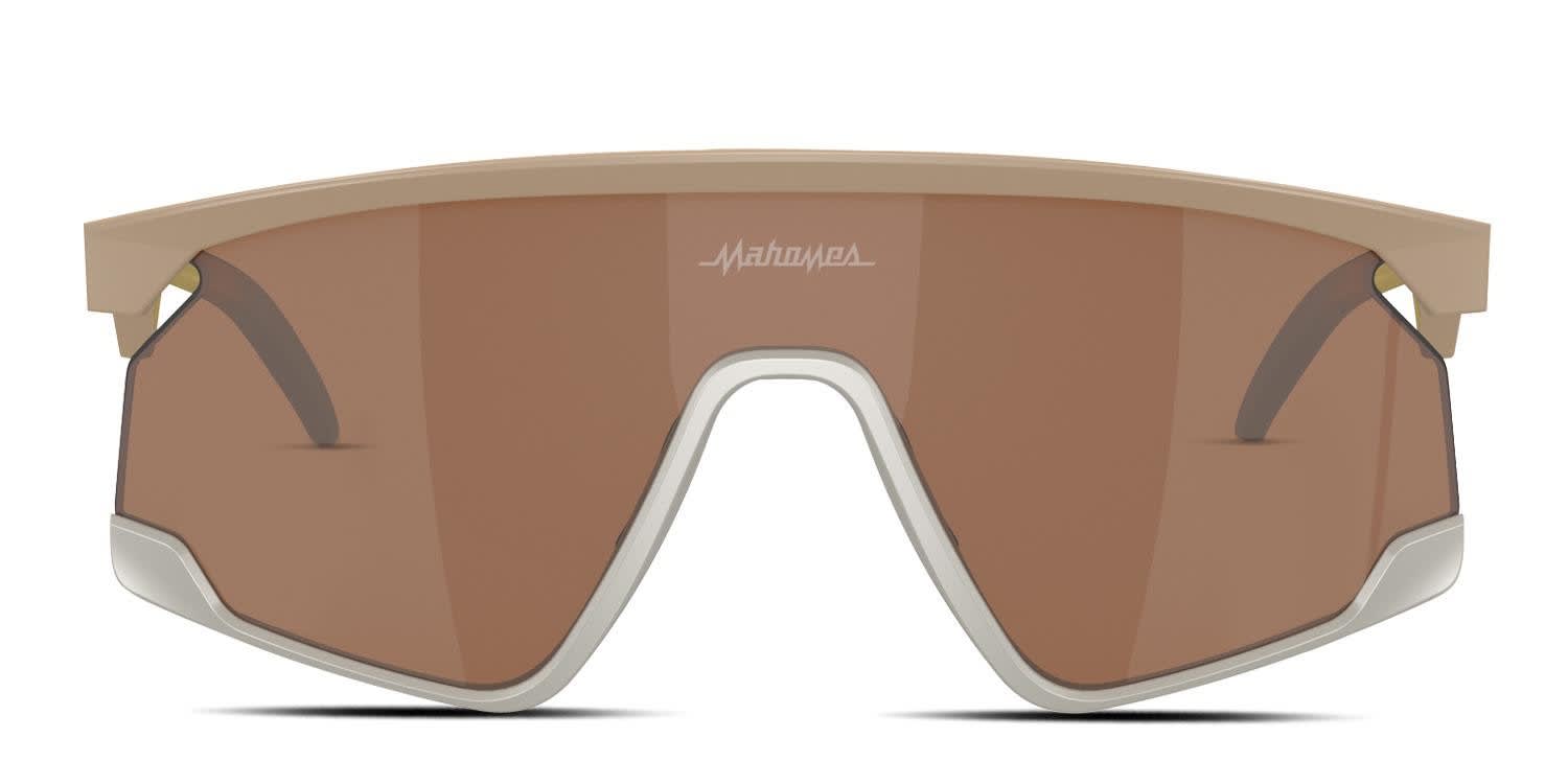 Oakley OO9280 BXTR Patrick Mahomes II Collection Prizm Beige, White glasses - Beige / White - Frontal View