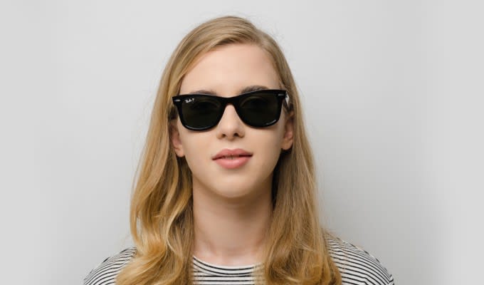 ORIGINAL WAYFARER CLASSIC Sunglasses in Black and G-15 Green