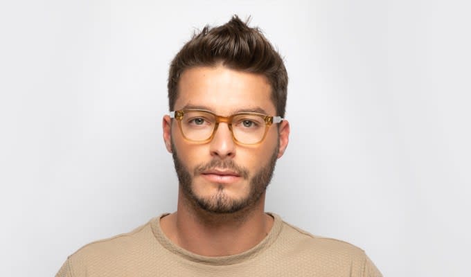 Upload picture and try on glasses outlet