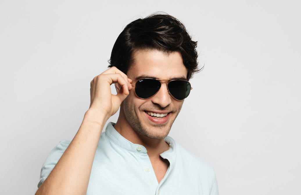 ‘70s style men’s sunglasses